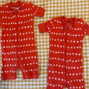 LIKE NEW Twin set- Hanna Andersson Red Star-Print Kids One-Piece Outfit